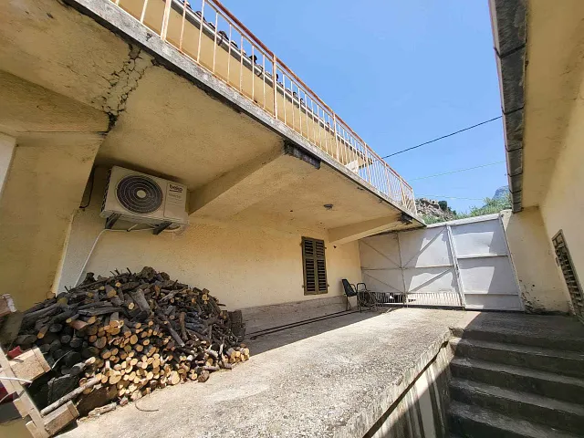 Haus mit großzügigem Grundstück in Old Bar mit Bergblick — photo 12